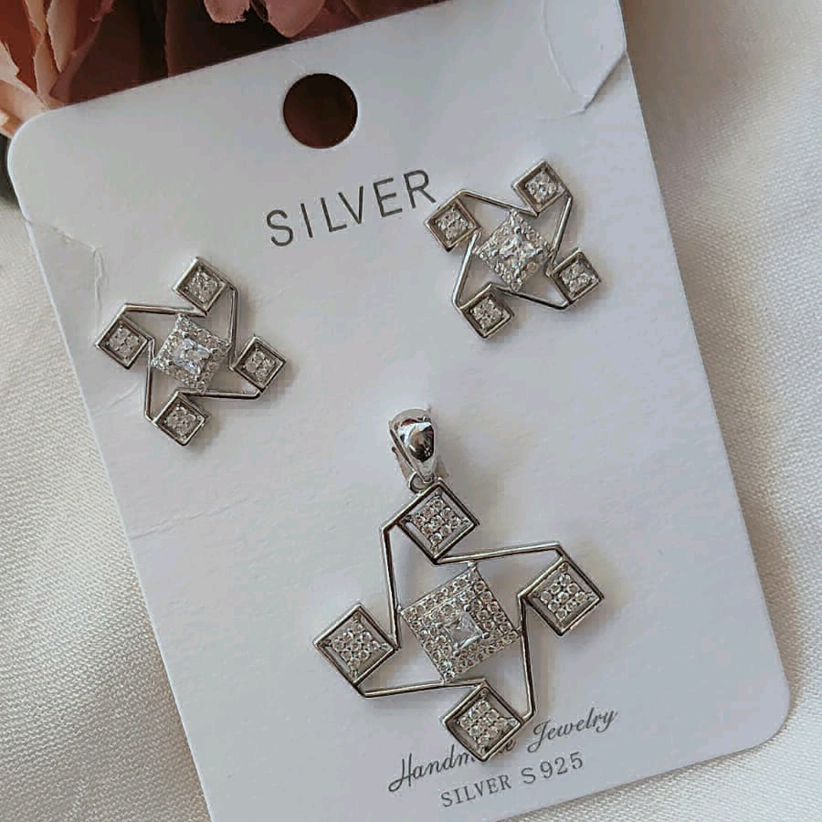 Geometric Square CZ Pendant set 